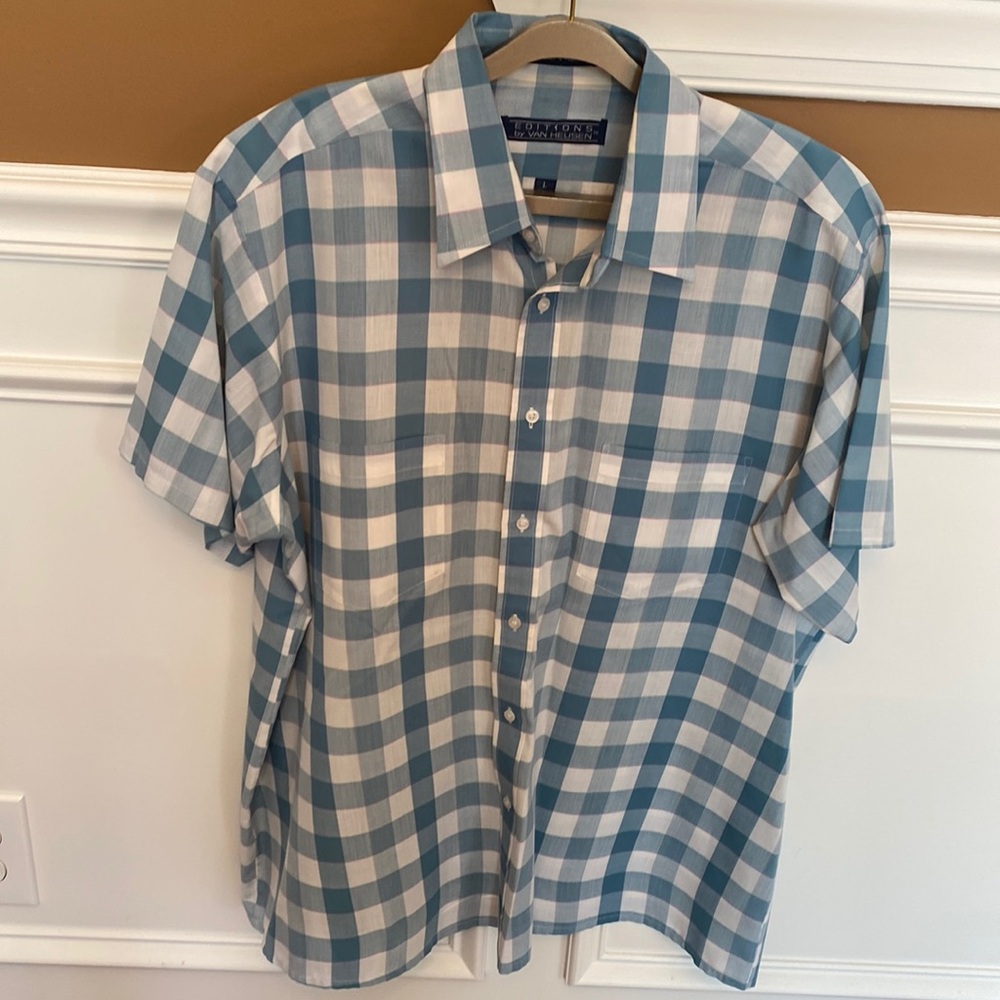 Van Heusen Editions EUC Short Sleeve Button Men’s LtGreen/Blue Plaid Shirt Sz L